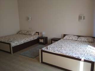 Отель Отель Элита Одесса Двухместный номер с 2 двуспальными кроватями-5